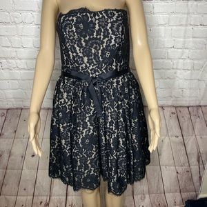 Robert Rodriguez lace dress size 8